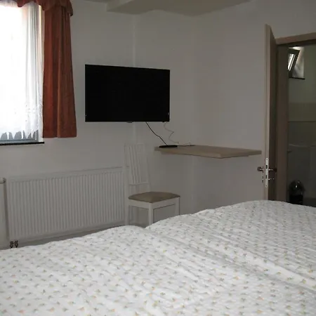 Hinz & Kunz Guest house 3*